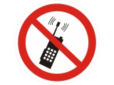 запрещается пользоваться мобильным (сотовым) телефоном или переносной рацией